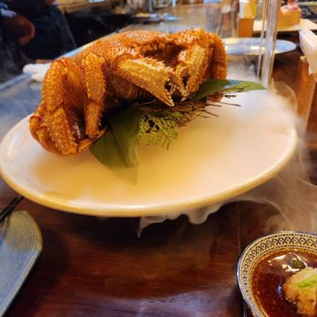 Teppan Okochi by Mangetsu Osaka - The beautiful crab we ordered. It was delicious! I should have taken a video. This exquisite crustacean will set you back P16,000! - Japanese Near Me - Taguig, NCR