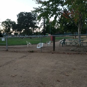 Carmichael Dog Park - Dog Parks Near Me - Carmichael, California