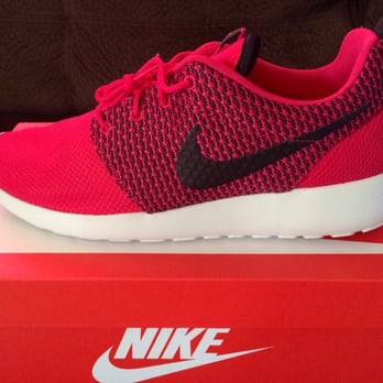 Finish Line - Nike....Manly Man Shoes!!! - Shoe Stores Near Me - Cerritos, California