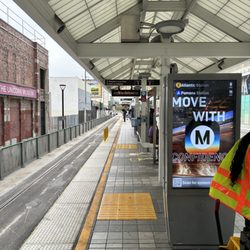 Metro Expo Line - Pico Station - Unicorn museum
