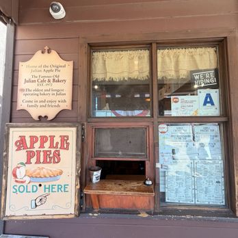 Julian Cafe - If you just wanna grab a pie and some ice cream! - Bakeries Near Me - Julian, California Julian Cafe - If you just wanna grab a pie and some ice cream! - Bakeries Near Me - Julian, California