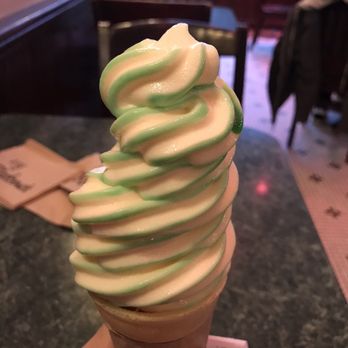 Ricobene's - Pistachio nut frozen custard - Italian Near Me - Chicago, Illinois Ricobene's - Pistachio nut frozen custard - Italian Near Me - Chicago, Illinois