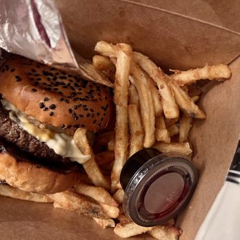 STK Steakhouse - Cheeseburger & chips - Steakhouses Near Me - Bellevue, Washington STK Steakhouse - Cheeseburger & chips - Steakhouses Near Me - Bellevue, Washington