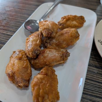 XLB Kitchen - Fried chicken wings - Szechuan Near Me - Cupertino, California