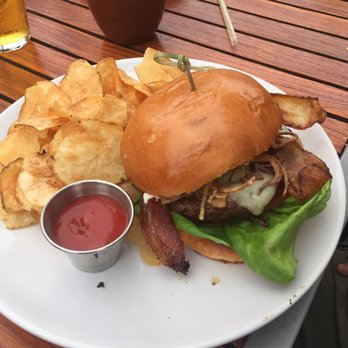 Teddy's By The Sea - Delicious burgers and homemade potato chips a winner with everyone at the table - Seafood Near Me - Carpinteria, California Teddy's By The Sea - Delicious burgers and homemade potato chips a winner with everyone at the table - Seafood Near Me - Carpinteria, California