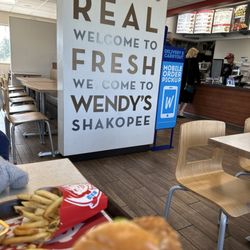 Wendy's - Inside