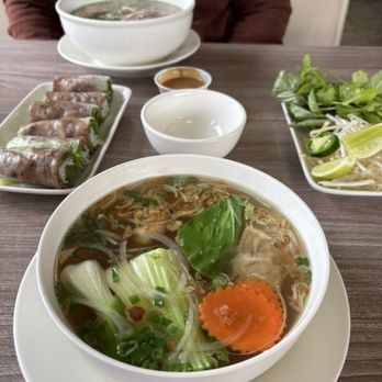 Pho Star - Combo won ton soup, pork spring rolls - Vietnamese Near Me - Martinez, California