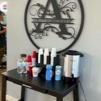 Avila's Barbershop - Barbers Near Me - Waukegan, Illinois Avila's Barbershop - Barbers Near Me - Waukegan, Illinois
