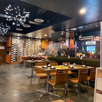 King Restaurant & Bar - Bars Near Me - Honolulu, Hawaii King Restaurant & Bar - Bars Near Me - Honolulu, Hawaii