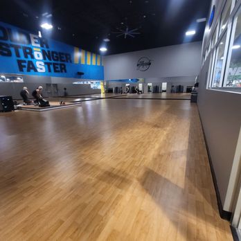 EōS Fitness - Group class room - Gyms Near Me - Hudson, Florida EōS Fitness - Group class room - Gyms Near Me - Hudson, Florida