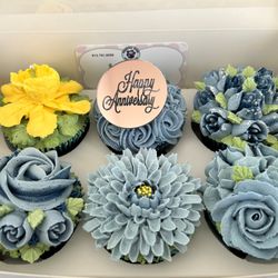 Zenova Rose Cupcakes - Anniversary