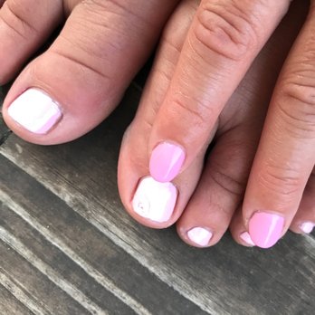 Serenity Nails & Spa - Toes and nails are supposed to match and don't. - Nail Salons Near Me - Grand Rapids, Michigan Serenity Nails & Spa - Toes and nails are supposed to match and don't. - Nail Salons Near Me - Grand Rapids, Michigan