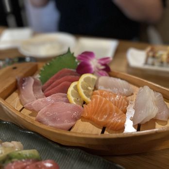 Momo Sushi - Sashimi - Sushi Bars Near Me - Riverside, California Momo Sushi - Sashimi - Sushi Bars Near Me - Riverside, California