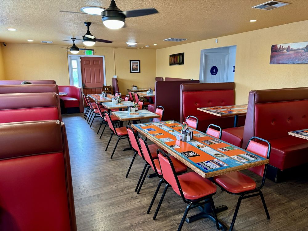 Joe's Giant Orange Cafe