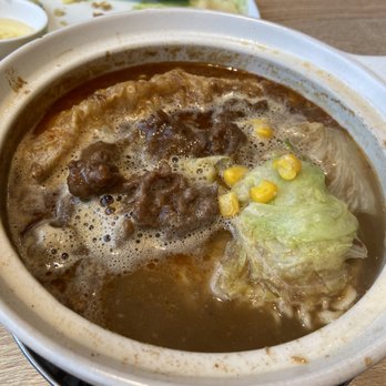 Cafe De Hong Kong - Satay Beef Noodles in Clay Pot - Hong Kong Style Cafe Near Me - Markham, Ontario