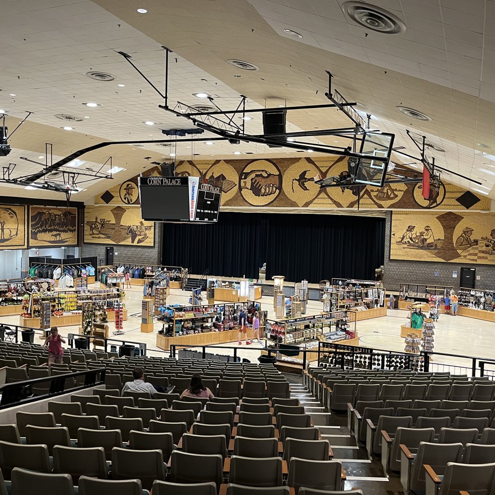 Corn Palace - Museums Near Me - Mitchell, South Dakota