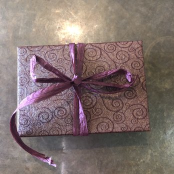 Sonoma Chocolatiers - 8 piece chocolate - Chocolatiers & Shops Near Me - Sebastopol, California