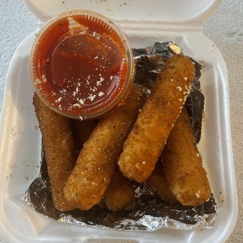 Bono's Pizzeria - Mozzarella sticks - Pizza Near Me - Saint Louis, Missouri Bono's Pizzeria - Mozzarella sticks - Pizza Near Me - Saint Louis, Missouri