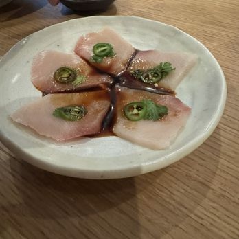 Nori Bar - Hamachi carpaccio - Sushi Bars Near Me - Honolulu, Hawaii