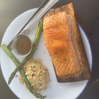 Landry's Seafood House - Salmon - Seafood Near Me - Kemah, Texas Landry's Seafood House - Salmon - Seafood Near Me - Kemah, Texas