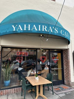 Yahaira's Cafe by null