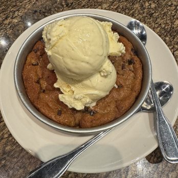 BJ's Restaurant & Brewhouse - Chocolate Chunk Pizookie - American Near Me - Arcadia, California BJ's Restaurant & Brewhouse - Chocolate Chunk Pizookie - American Near Me - Arcadia, California