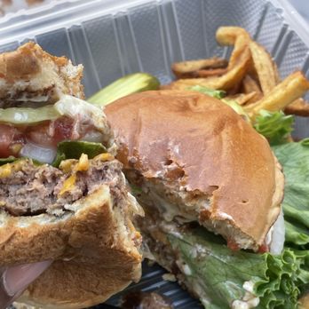 Bad Daddys Burger Bar - Burgers Near Me - Chamblee, Georgia
