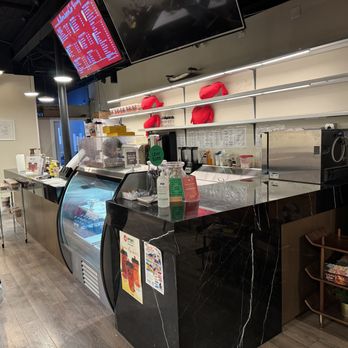 Macao Imperial Tea - Front counter~ - Bubble Tea Near Me - Burnaby, British Columbia