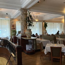 L’OPERA - Updated March 2026 - 1272 Photos & 885 Reviews - 101 Pine Ave ...