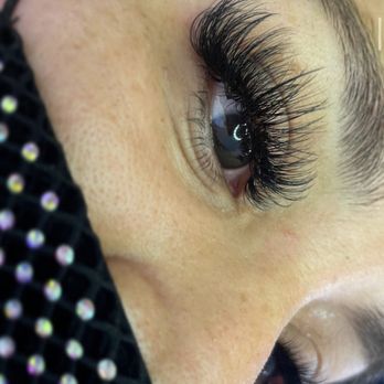 Lash Vibez - Volume set by Evelyn - Eyelash Service Near Me - Ontario, California Lash Vibez - Volume set by Evelyn - Eyelash Service Near Me - Ontario, California