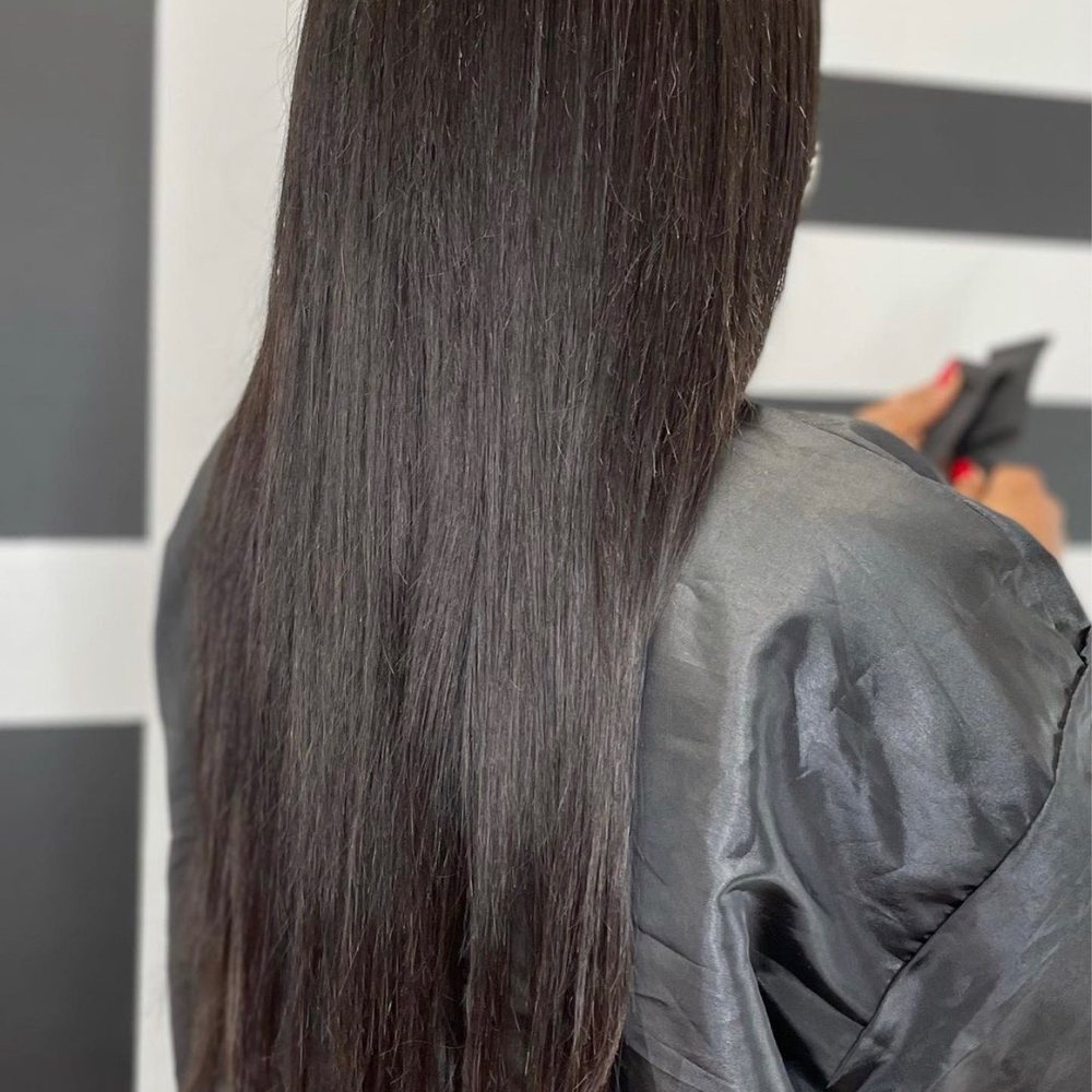 831 Hair Loft - Traditional Weave (minimum leave out) - Hair Salons Near Me - Upper Marlboro, Maryland