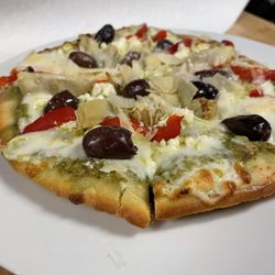 Avalon Aeropub - Veggie Pesto Pizza