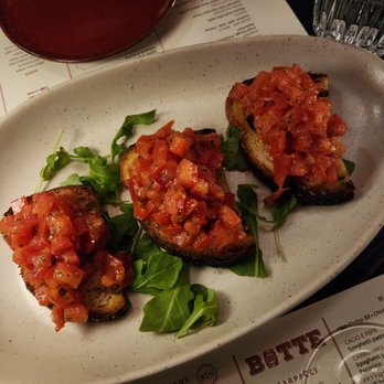 Botte UES - Pomodoro bruschetta - Italian Near Me - New York, New York Botte UES - Pomodoro bruschetta - Italian Near Me - New York, New York