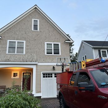 Brothers Alvarez Remodeling  - Decks & Railing Near Me - Arlington, Virginia