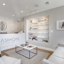 Ash + Oak Catonsville - Reception and waiting area.