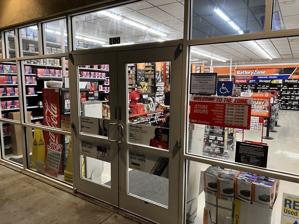 AUTOZONE AUTO PARTS Updated October 2024 14 Photos & 48 Reviews