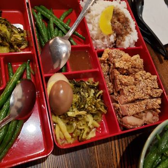 Taipei Cafe - Crispy chicken with chilli sauce bento - Taiwanese Near Me - Chicago, Illinois