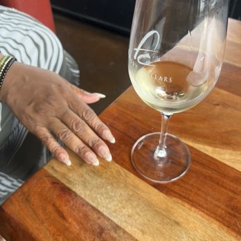 Frisby Cellars - Wine Tasting Room Near Me - Dana Point, California