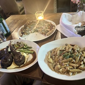 Spaghettini - New Zealand Lamb Chops, BBQ Chicken Pizza, Wild Mushroom, Chicken & Roasted Garlic Penne - Italian Near Me - Seal Beach, California