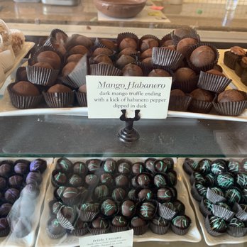 Oh Chocolate - a variety of chocolates on display - Chocolatiers & Shops Near Me - Mercer Island, Washington Oh Chocolate - a variety of chocolates on display - Chocolatiers & Shops Near Me - Mercer Island, Washington