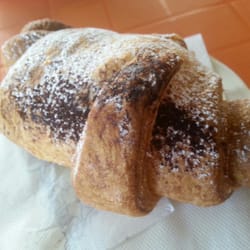 BAR Pagano Attilio - Cornetto al cioccolato