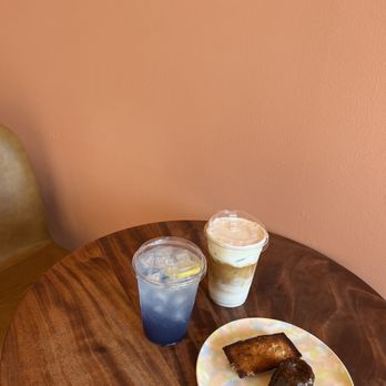 6XS COFFEE - Canele, Honey Gorgonzola financier Ocean ade & cloud latte - Coffee & Tea Near Me - Los Angeles, California