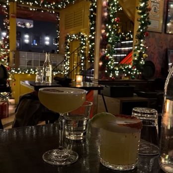 Sir Henry’s - Cocktail Bars Near Me - New York, New York Sir Henry’s - Cocktail Bars Near Me - New York, New York