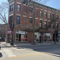 Johnny's Beef & Gyros - Lincoln Park