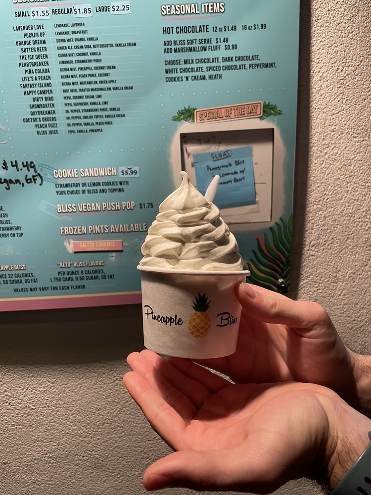 PINEAPPLE BLISS Updated September 2024 12 Photos & 18 Reviews