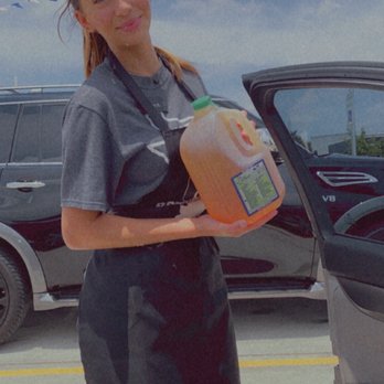 HTeaO - Zavrie kindly delivering tea to my car - Coffee & Tea Near Me - Burleson, Texas HTeaO - Zavrie kindly delivering tea to my car - Coffee & Tea Near Me - Burleson, Texas