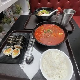 Spicy tofu stew and spicy tuna kimbap