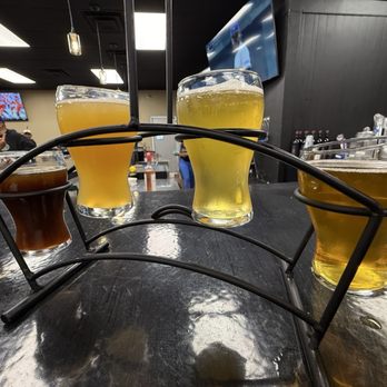 Desert Beer - Flight - Pizza Near Me - Indio, California