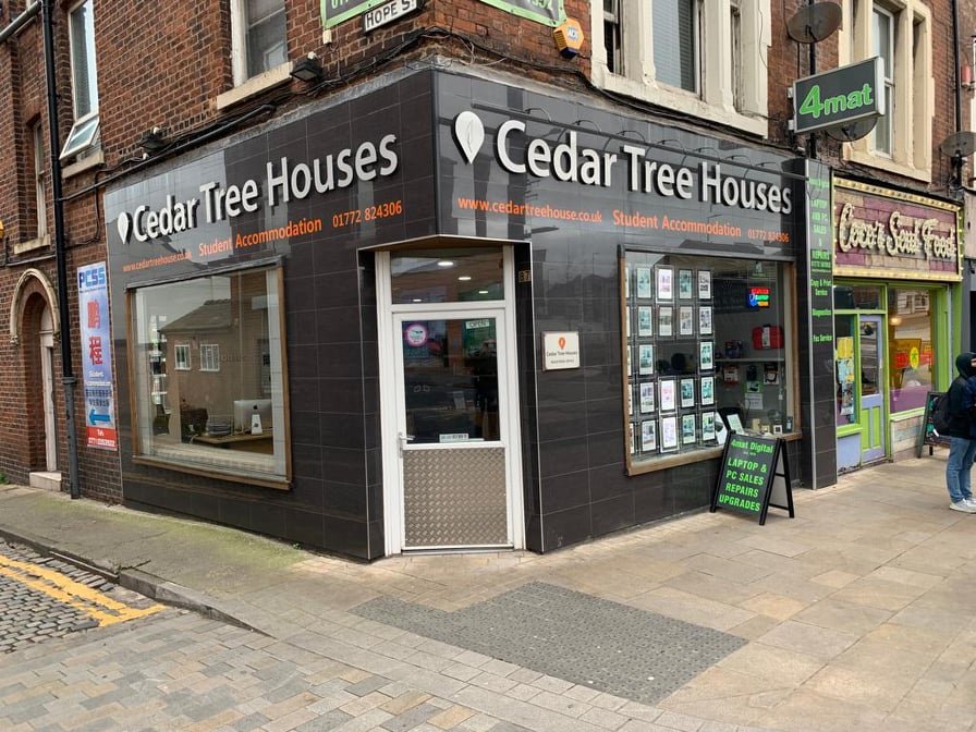 CEDAR TREE HOUSES Updated April 2024 87 Friargate Preston PR1 2ED