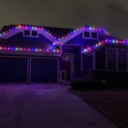 Brewer Irrigation - The LED Christmas lighting that Kevin Brewer installed. We have had several complements already. Thank you Kevin